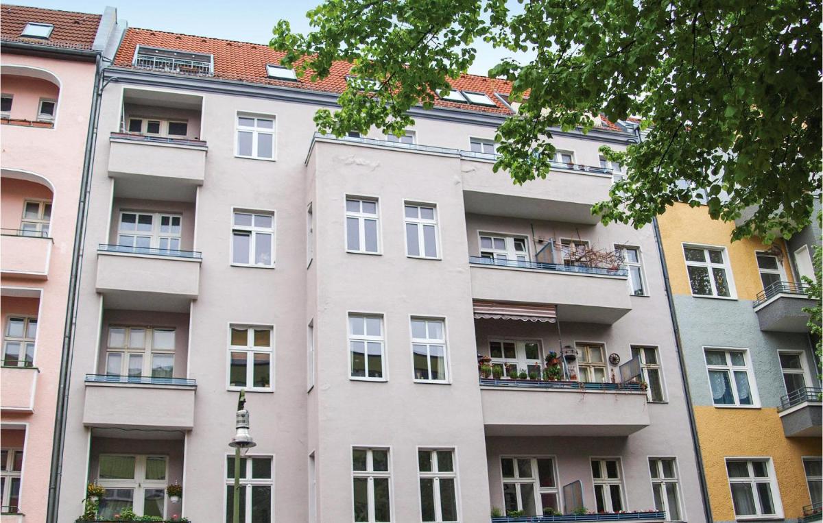 Beautiful Apartment In Berlin With 1 Bedrooms And Wifi - main image
