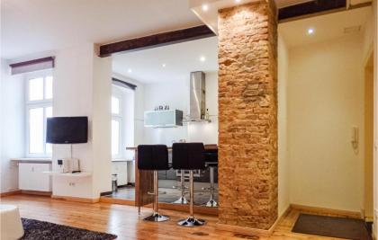 Beautiful Apartment In Berlin With 1 Bedrooms And Wifi - image 18