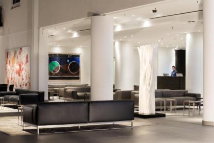 Estrel Hotel Berlin - image 13