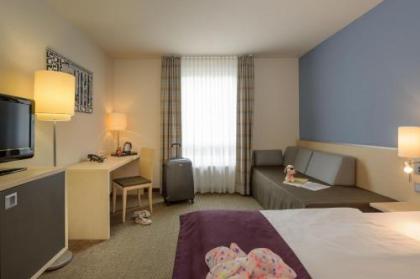 Mercure Hotel Berlin City West - image 2