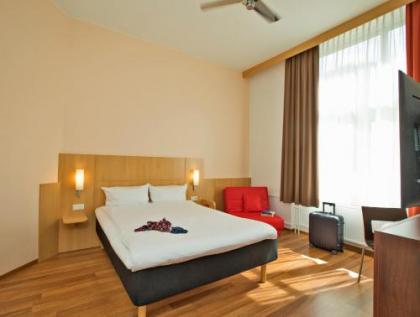 Ibis Berlin Neukoelln - image 19