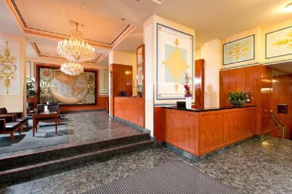 Angleterre Hotel Berlin - image 8