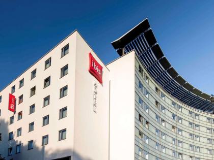 ibis Hotel Berlin Mitte - image 10