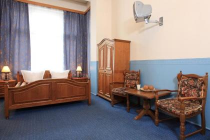 Hotel-Pension Cortina - image 8