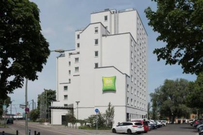 ibis Styles Berlin Treptow - image 5