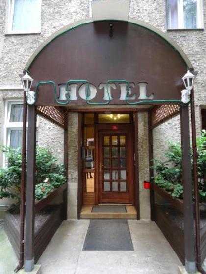 Hotel Adam - image 1