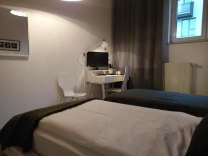 Midi Inn Parkhotel Mitte - image 2