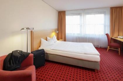 Airporthotel Berlin-Adlershof - image 18