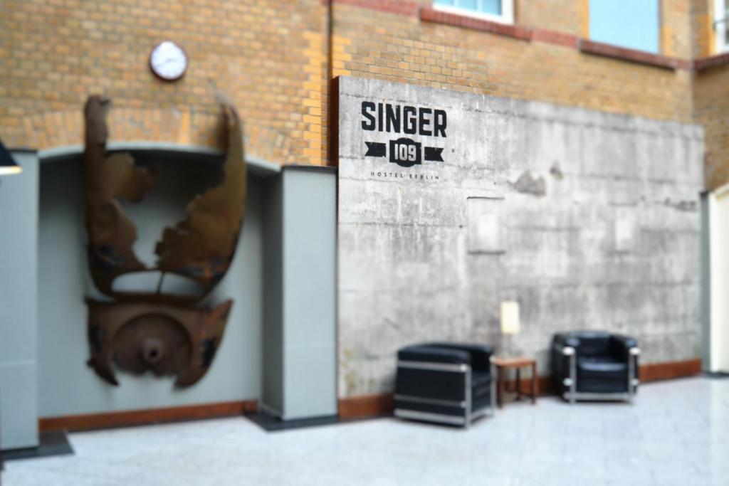 Singer109 Hotel & Hostel - main image