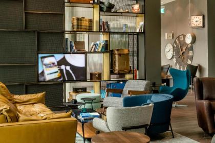 Motel One Berlin-Hauptbahnhof - image 13