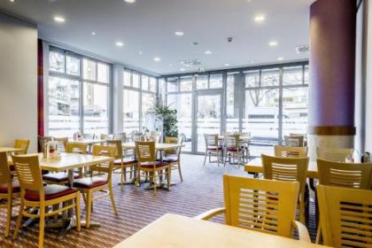 Holiday Inn Express Berlin City Centre - image 18