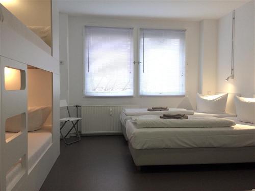 BNB near Brandenburg Gate - Rooms & Apartments - image 7