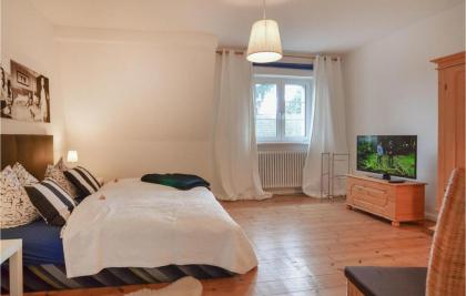 Beautiful home in Berlin with 2 Bedrooms and Internet - image 16