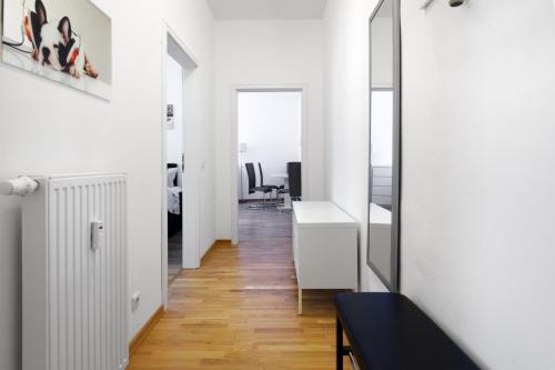 Grand Central Mitte Apartment - image 2