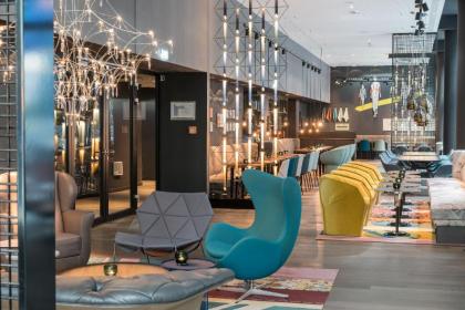 Motel One Berlin-Alexanderplatz - image 19