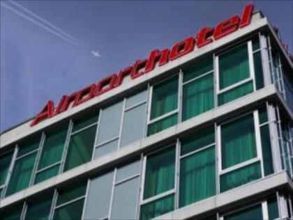 Airporthotel Berlin-Adlershof - image 2