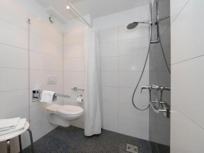 B&B Hotel Berlin-Dreilinden - image 2