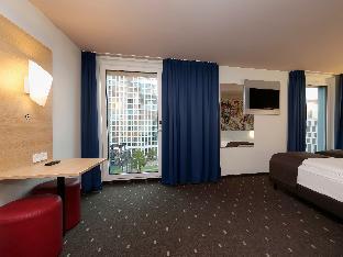 B&B Hotel Berlin Alexanderplatz - image 7