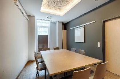 Premier Inn Berlin City Centre West - image 7