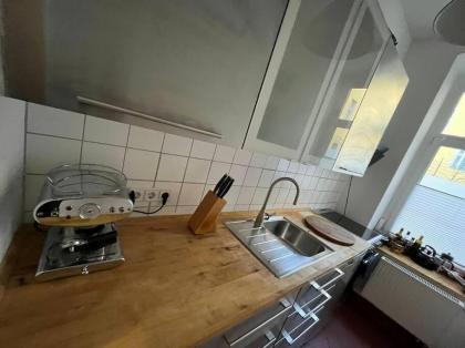 Schönes Loft mit Kamin in Mitte Gesundbrunnen - image 11