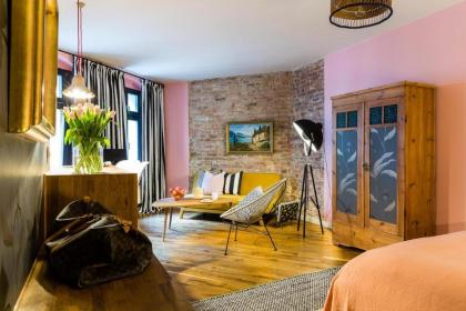 Perfect Studio Home downtown Berlin - image 7