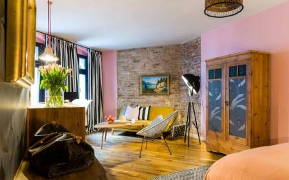 Beautiful Design Studio Apartment in Berlin - image 10